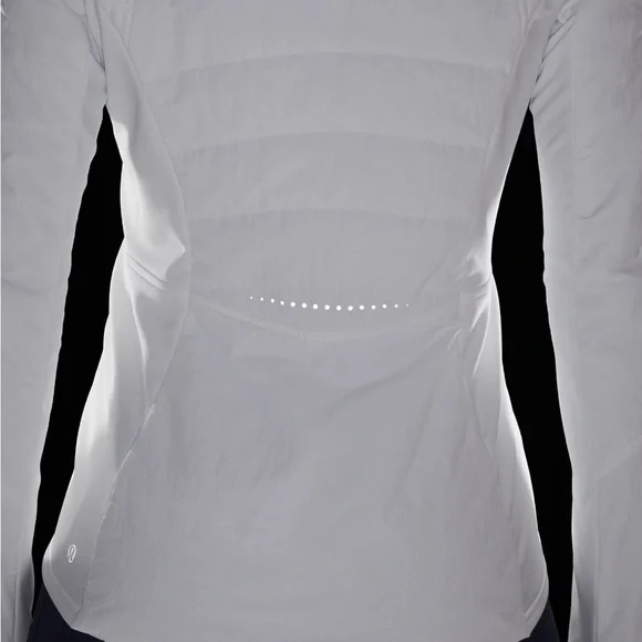 Lululemon Another Mile Jacket - Picture 8 of 16